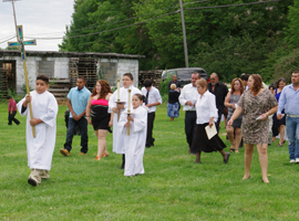 Procession during a Mass for migrants in the Diocese of Youngstown.