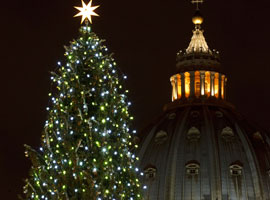 christmas-tree-st-peters-square-2011-cns-paul-haring