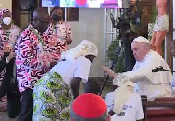 In Congo, pope listens to victims of violence