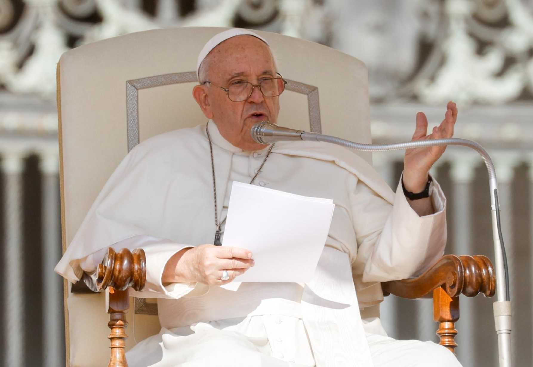 Pope recounts the joy, goodness, humility he saw in Mongolia