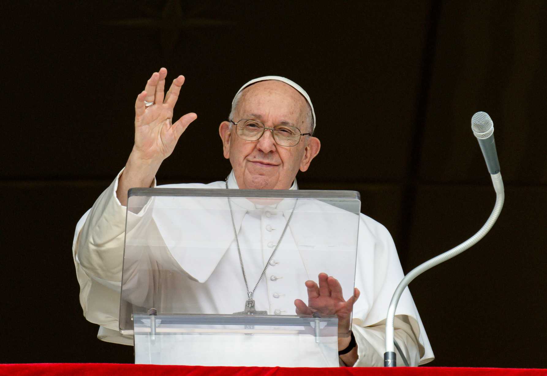 Pope to confessors, faithful: Forgive always, like God
