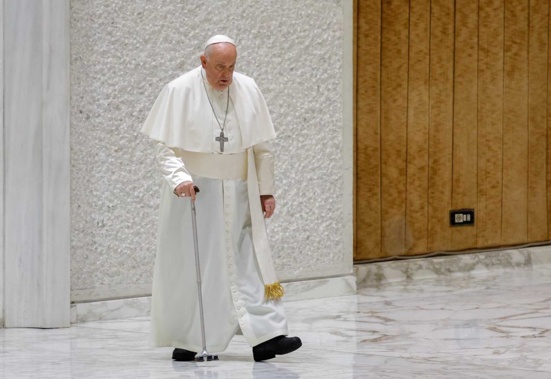 Holy Spirit inspires creativity, simplicity in evangelization, pope says