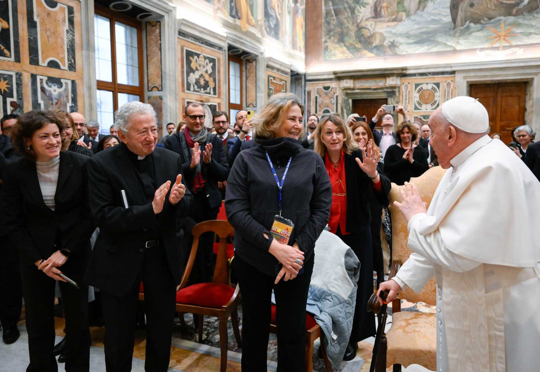 Reporting on the church should not be 'gossip,' pope tells journalists