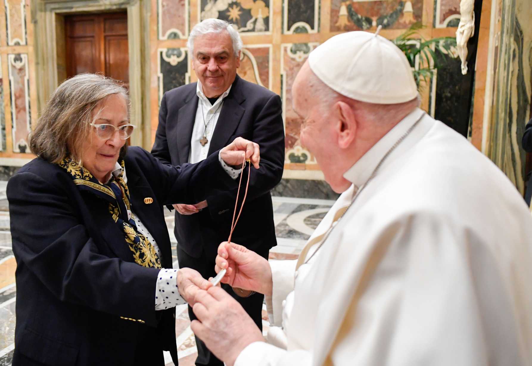 'Why, Lord?' is appropriate prayer for grieving parents, pope says