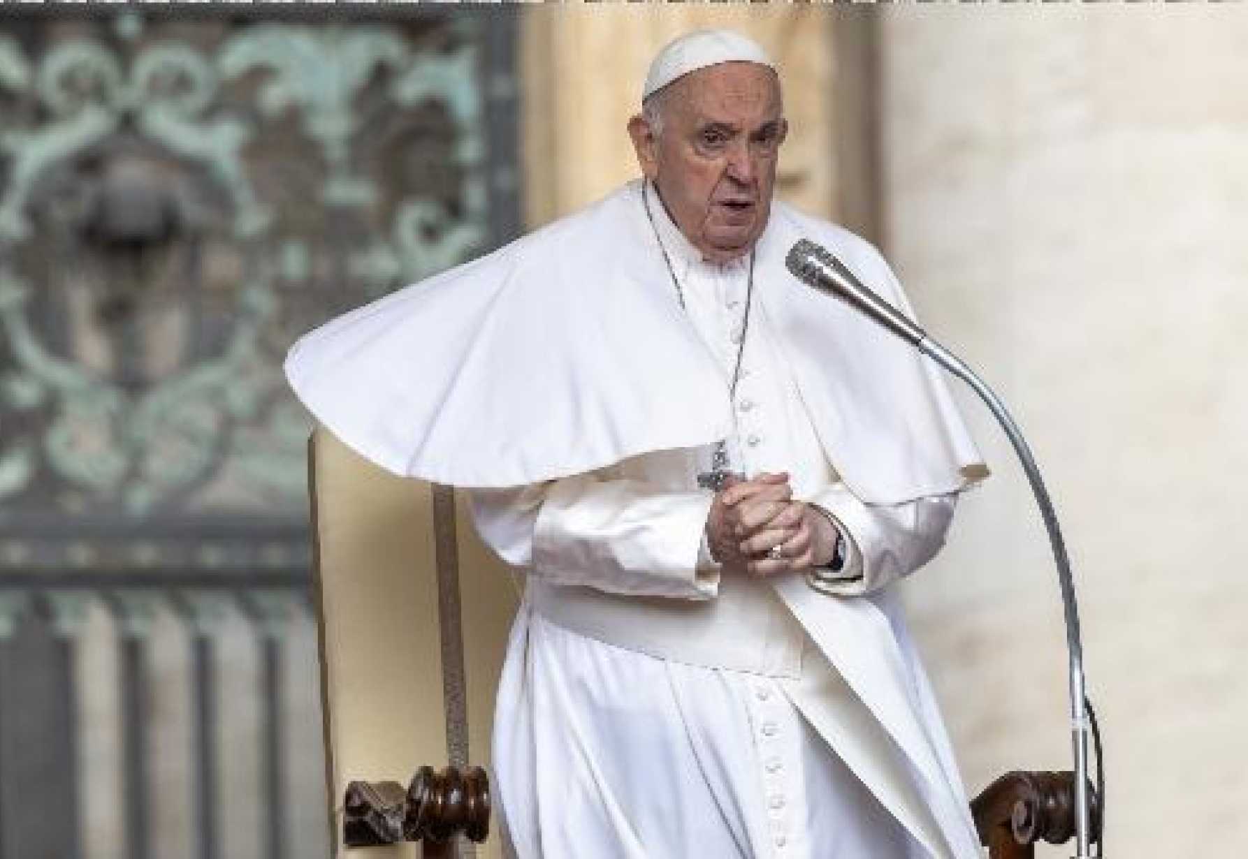 Take evil seriously, pope says at general audience