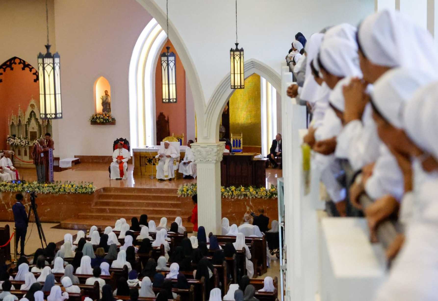 Traditional respect for clergy in Timor-Leste must not be exploited, pope says