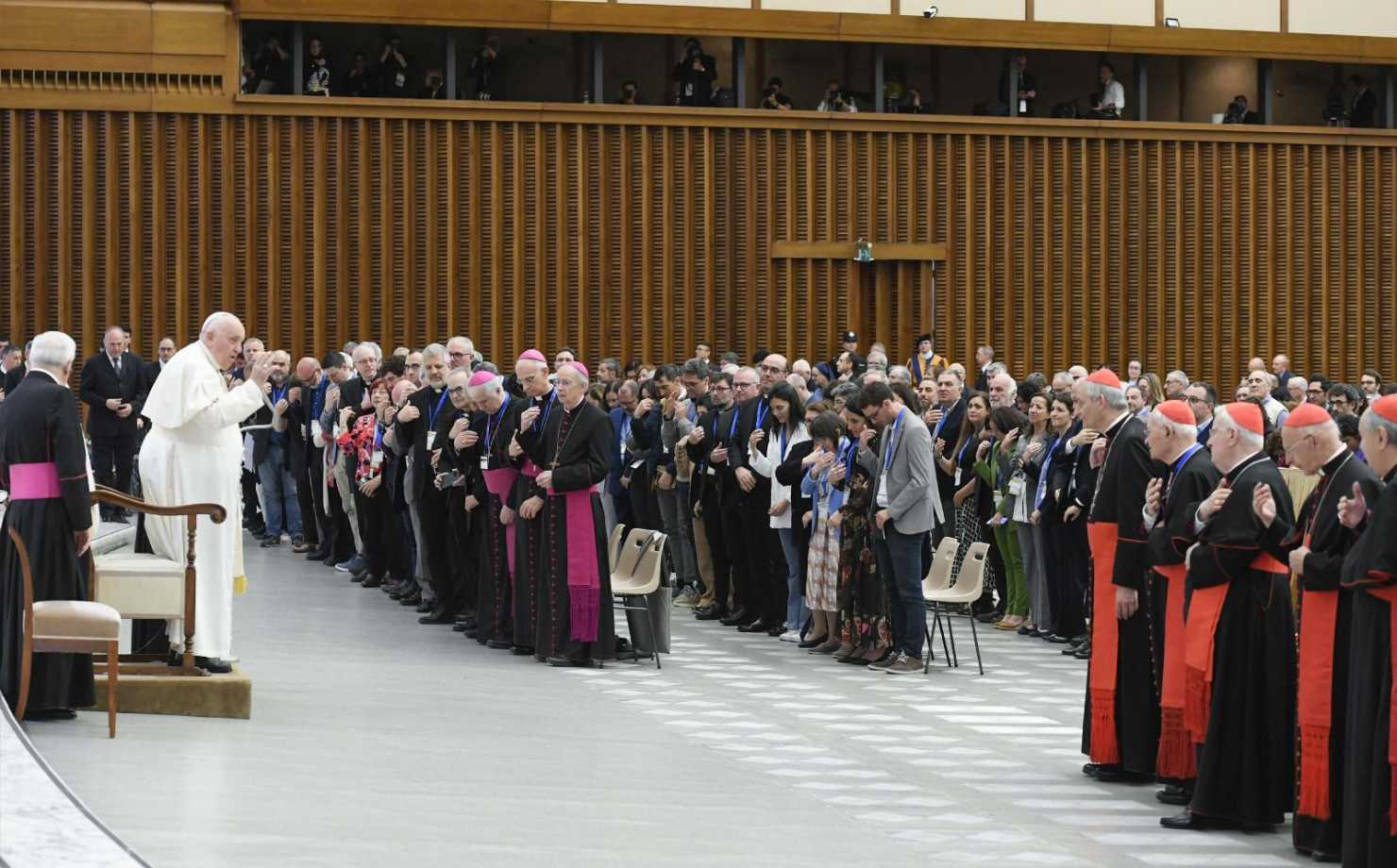 Pope gives a blessing