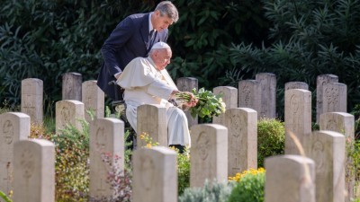 On D-Day anniversary, pope says attacking peace is a grave sin