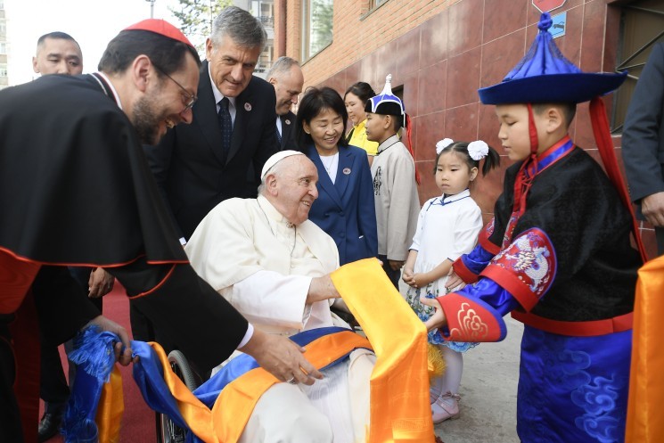 Pope Francis arrives at the Apostolic Prefecture in Ulaanbaatar. 