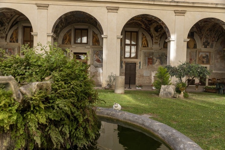 The fountain in the garden of the cloister